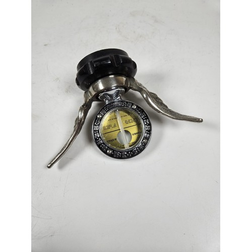 15 - Boyce MotoMeter Calormeter, mounted on radiator cap,.
Shipping Rate B