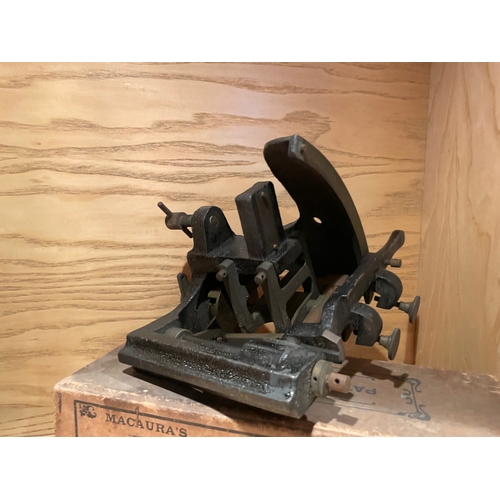 10 - An Early Electric Shock Machine t/w Macaura Pulsocon and Another Unidentifed Scientifc Instrument

I... 