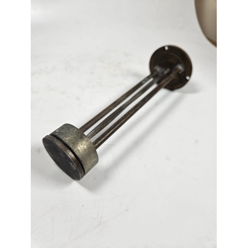 79 - A Mechanical Fuel Gauge Suitable for a Veteran Car

Shipping Rate B