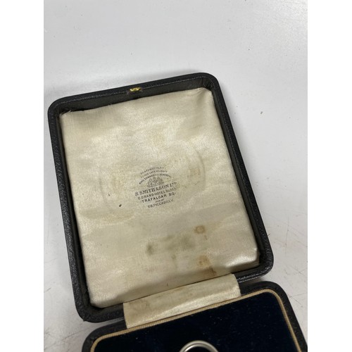 3 - S Smith & Son Ltd, London, Chronoscope No.352-264

Shipping Rate B