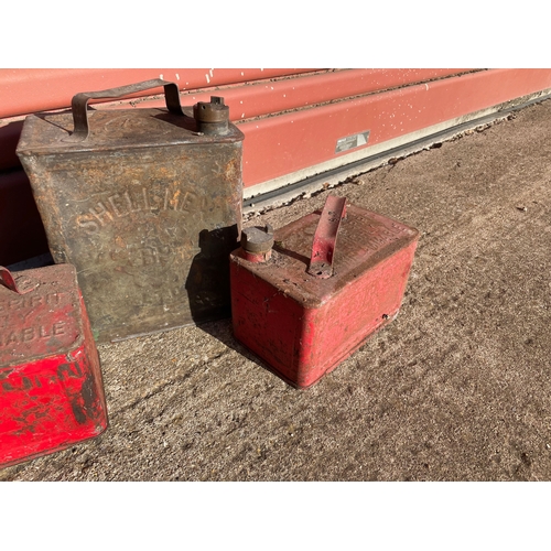 50 - A 2 Gallon Shell BP Petrol Can and 2no 1 Gallon Cans

Shipping Rate C