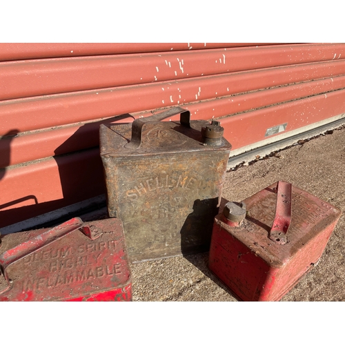 50 - A 2 Gallon Shell BP Petrol Can and 2no 1 Gallon Cans

Shipping Rate C