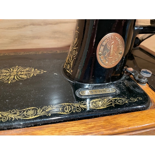 17 - A Boxed Singer EA Series Sewing Machine with Lock & Key

In House Shipping Unavailable