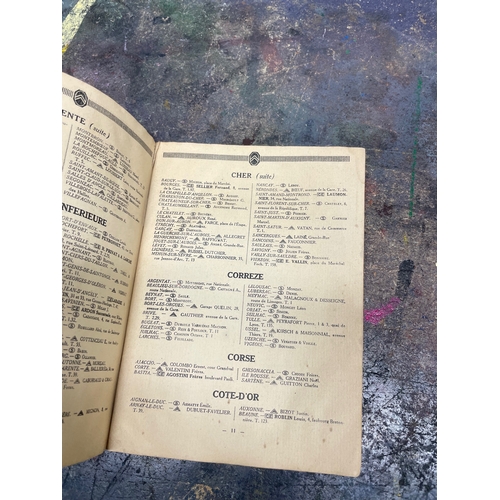 106 - Citroen Agents & Stockists for 1925, French Language, 77pp

Shipping Rate A