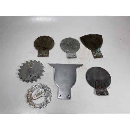 71 - 7no Motoring Badges, VSCC, Alvis, Brooklands Etc. ACN Badge is Bent

Shipping Rate B