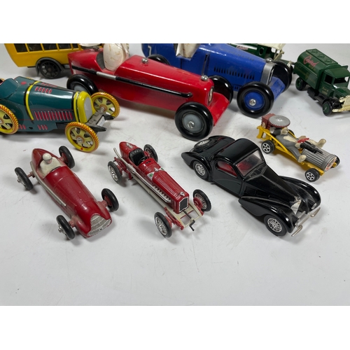 67 - Qty of Vintage & Sports Car Models, Burago Jaguar E Type, Tin Plate Bugatti, Etc

Shipping Rate B