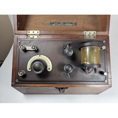 22 - The British Thomson Houston co ltd (B.T.H), Crystal Wireless Receiver. In wooden case, measuring 29x... 