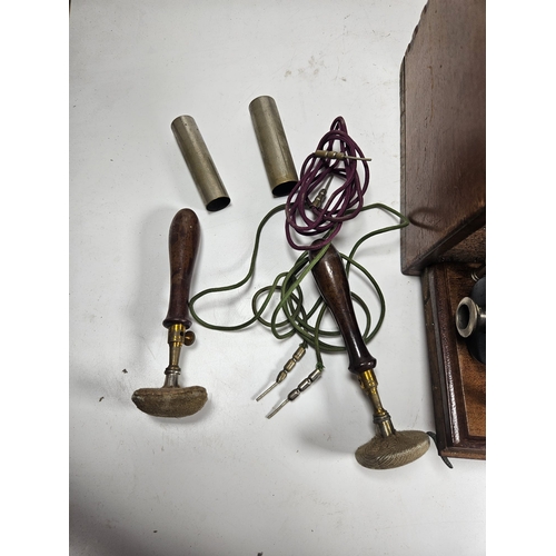 23 - Vintage Electric Shock Machine, Scientific Instrument, In wooden case, with paddles and cables.

Shi... 