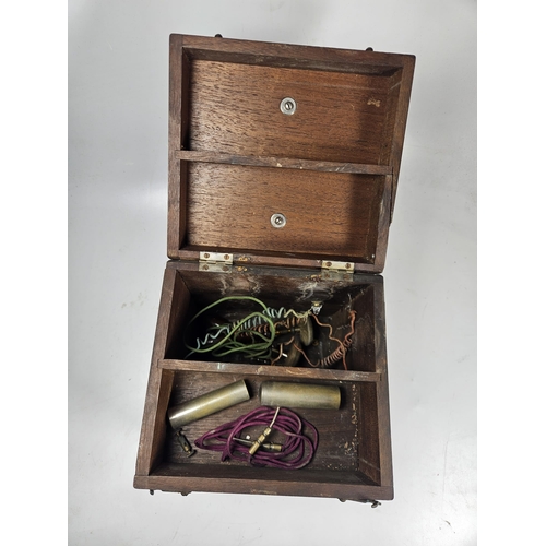 23 - Vintage Electric Shock Machine, Scientific Instrument, In wooden case, with paddles and cables.

Shi... 