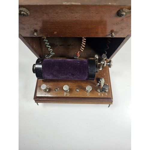 23 - Vintage Electric Shock Machine, Scientific Instrument, In wooden case, with paddles and cables.

Shi... 