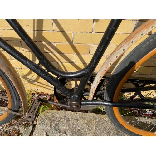 Indian Bicycle Co, Waverley Ladies Bicycle. Wooden Rims, Single speed ...