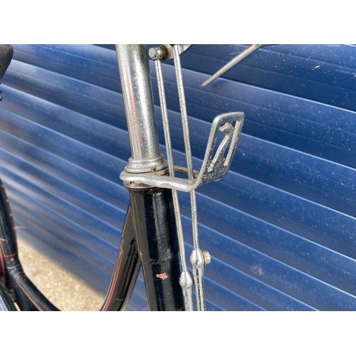 129 - Raleigh Loop Frame Ladies Bicycle, 28