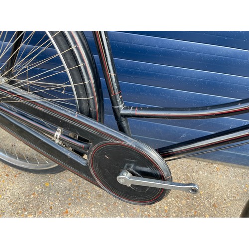 129 - Raleigh Loop Frame Ladies Bicycle, 28