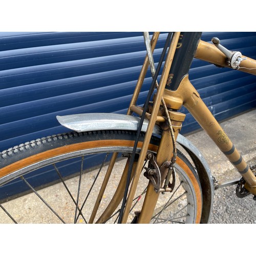 131 - The Evans Tandem Tricycle, very original, Gold colour, Resilion Brakes, Cyclo Gears.


In House Ship... 