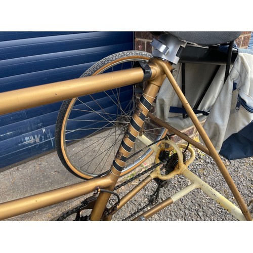 131 - The Evans Tandem Tricycle, very original, Gold colour, Resilion Brakes, Cyclo Gears.


In House Ship... 