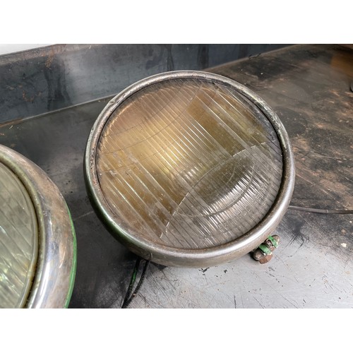 506 - 2no Unmatched 10