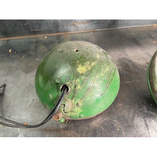 506 - 2no Unmatched 10