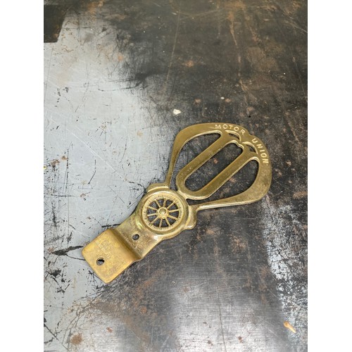 509 - Motor Union Brass Car Badge

Shipping Rate B
