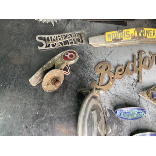 507 - Qty Car & Lorry Badges, Fordson, Thames, BMC, Morris, Etc

Shipping Rate B