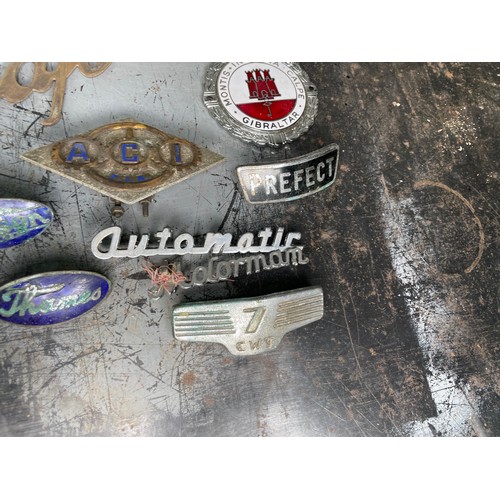 507 - Qty Car & Lorry Badges, Fordson, Thames, BMC, Morris, Etc

Shipping Rate B