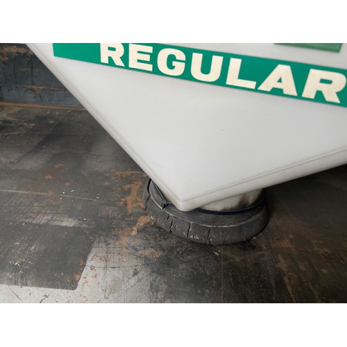 511 - Power Regular Petrol Pump Globe, Original Condition, No Chips

In house shipping unavailable