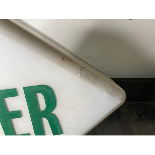 511 - Power Regular Petrol Pump Globe, Original Condition, No Chips

In house shipping unavailable