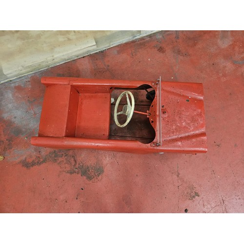 528 - Red & Silver Tri-Ang Pedal Car

In house shipping unavailable