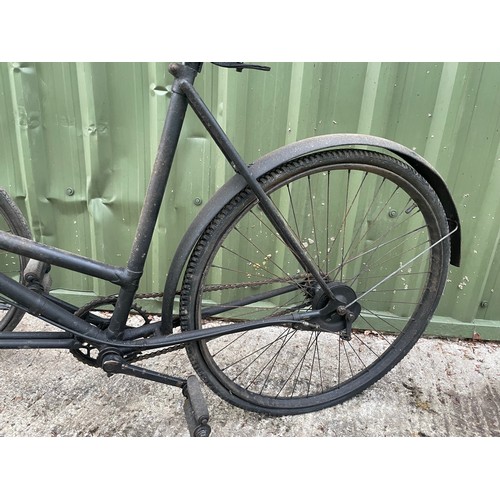 657 - Harding Style Front Steer Tricycle, Unusual Frame

In house shipping unavailable