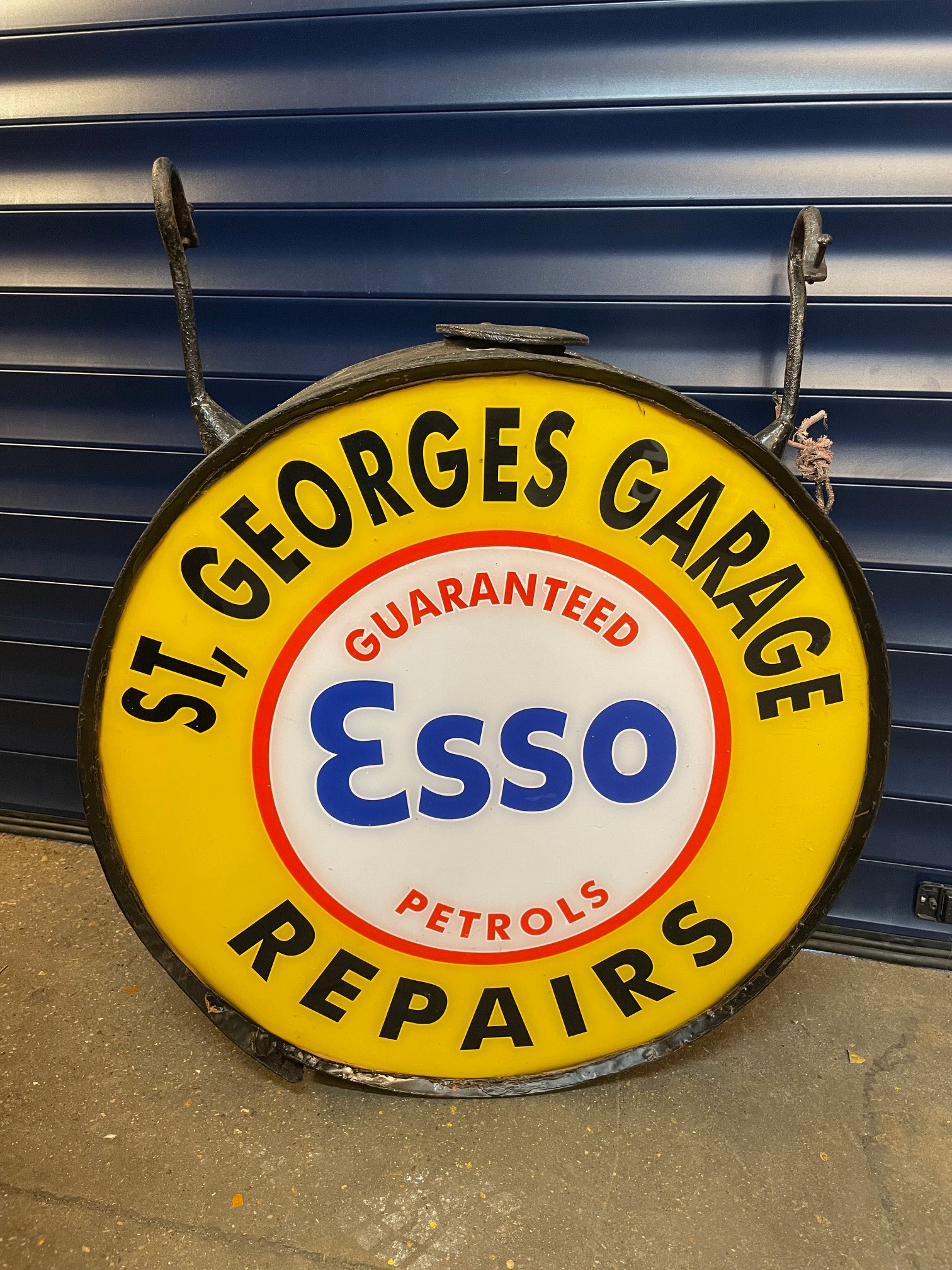 Early Esso Garage Lightbox 'St Georges Garage'. Original body with ...