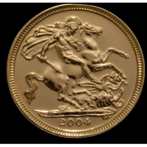 1980 Proof 22k gold sovereign coin and UNC 2004 22k gold sovereign coins 8g