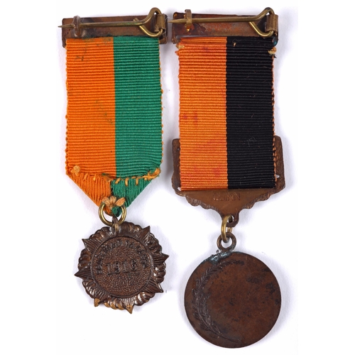 89 - 1916 miniature pair. A miniature 1916 Rising Service Medal; and a miniature 1917-21 War of Independe... 