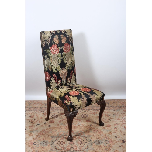 33 - A CHIPPENDALE DESIGN MAHOGANY AND FLORAL UPHOLSTERED SIDE CHAIR the rectangular back above an uphols... 