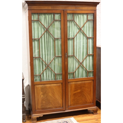 72 - A 19TH CENTURY MAHOGANY AND SATINWOOD INLAID DIAMOND DOOR WARDROBE the dentil moulded cornice above ... 