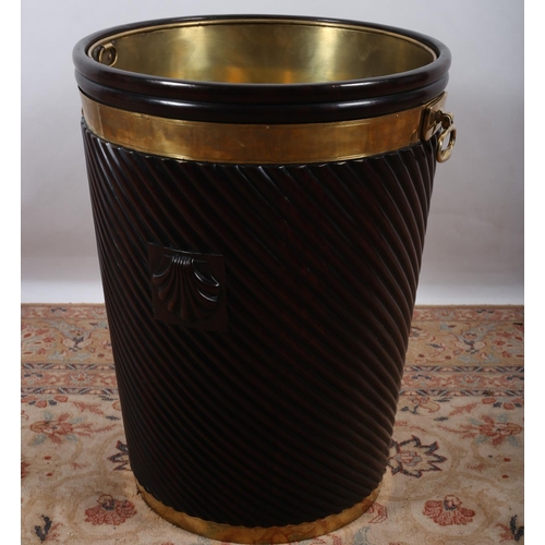 409 - A FINE GEORGIAN DESIGN MAHOGANY AND BRASS BOUND RIBBED PEAT BUCKET of circular tapering form with sh... 