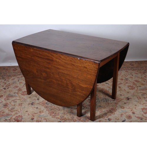 51 - A GOOD GEORGIAN MAHOGANY DROP LEAF TABLE the oval hinged top on square moulded legs
74cm (h) x 118cm... 