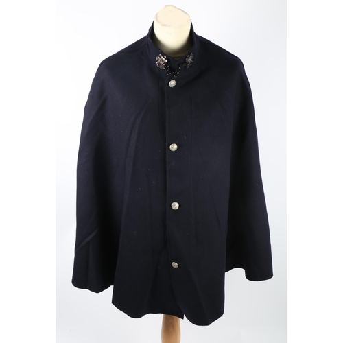 168 - Garda Siochana night cape, with blackened metal shamrock fastener and four buttons, marked 