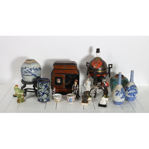 362 - A MISCELLANEOUS COLLECTION to include a pair of Oriental blue and white vases, a lacquered miniature... 