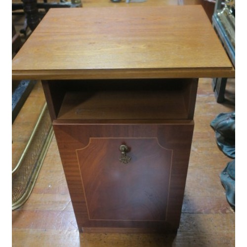 831 - A SET OF FOUR TEAK LOCKERS