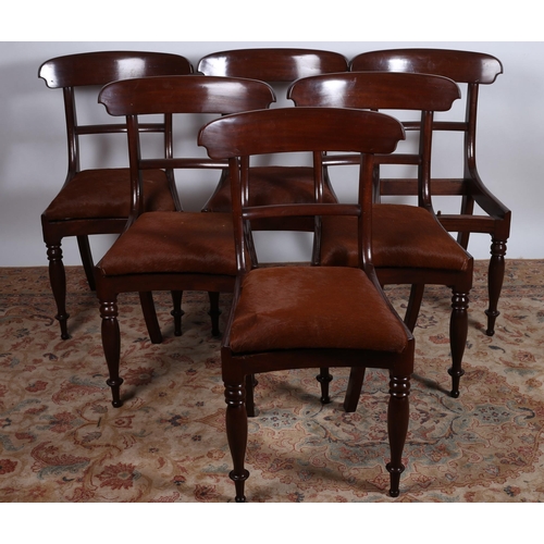 99 - A GOOD SET OF SIX 19TH CENTURY MAHOGANY DINING ROOM CHAIRS each with a curved top rail and splat wit... 