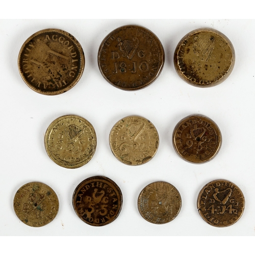 282 - Irish coin weights. Eight 17th and 18th century Irish brass coin weights: 1683, coinweight, 31.3g; 1... 