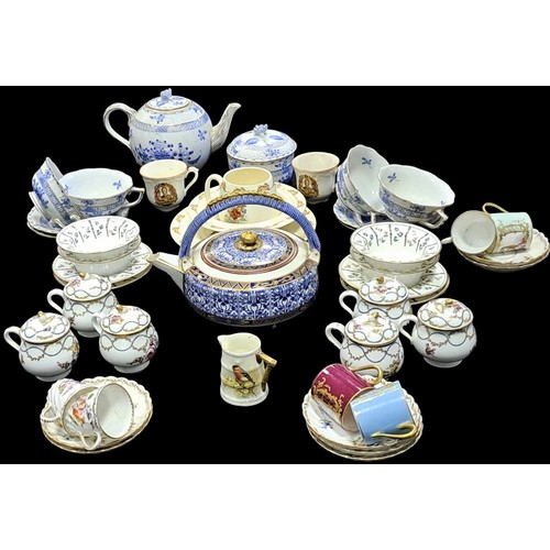 810 - A COLLECTION OF CHINA to include a Royal Worcester teapot the light blue and gilt ground decorated w... 