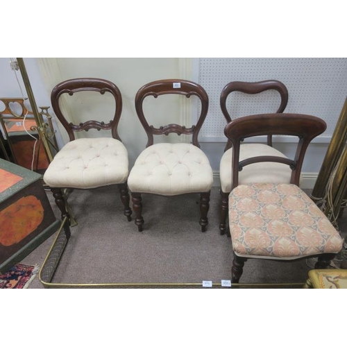 822 - A PAIR OF VICTORIAN MAHOGANY DINING CHAIRS together with two victorian mahogany dining chairs (4)