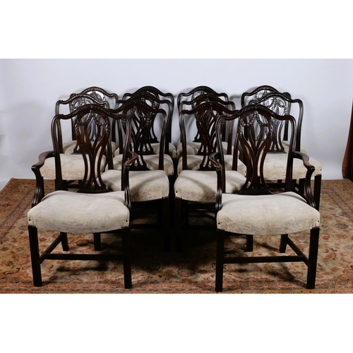 184 - A VERY FINE HEPPLEWHITE DESIGN MAHOGANY FIFTEEN PIECE DINING ROOM SUITE comprising twelve dining cha... 