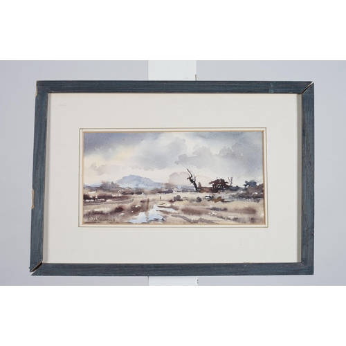 242 - KEITH MANSFIELD 
Seascape
Watercolour
Signed lower left
8cm (h) x 17cm (w) 
KEITH MANSFIELD
Mountain... 