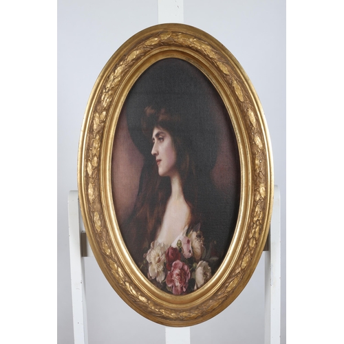 596 - HEAD AND SHOULD PORTRAITS OF FEMALES
Coloured prints
Ovals
A pair
In foliate moulded frames
52cm (h)... 