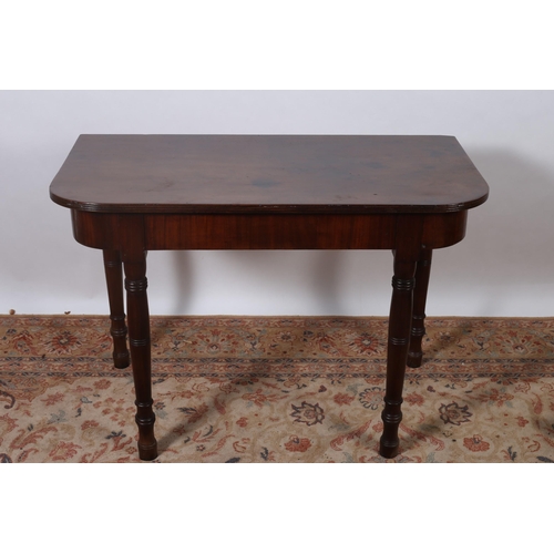 462 - A 19TH CENTURY MAHOGANY SIDE TABLE of rectangular outline with reeded rim above a moulded apron on r... 