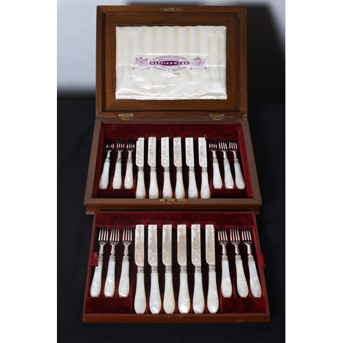 499 - A TWENTY FOUR PIECE VICTORIAN SILVER AND MOTHER OF PEARL HANDLE FRUIT SET Sheffield 1881 retailed by... 