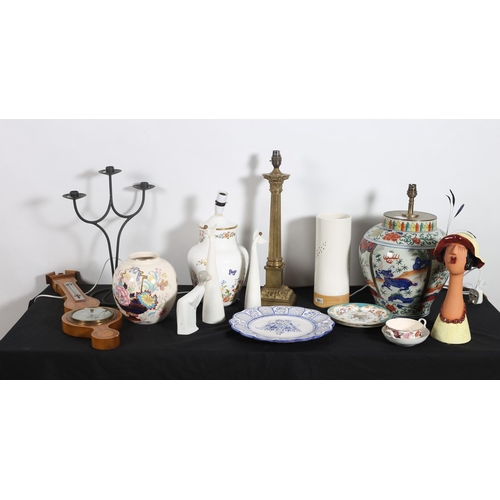 272 - A MISCELLANEOUS COLLECTION to include an Aynsley china table lamp, a brass Corinthian column table l... 