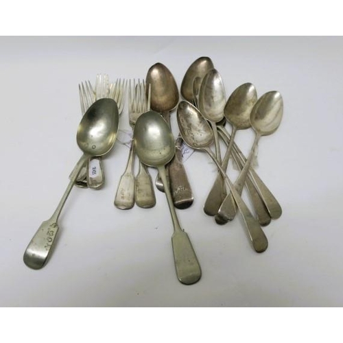 513 - A COLLECTION OF ODD FLATWARE comprising serving spoons, table forks, dinner forks, etc. 
32 troy oun... 