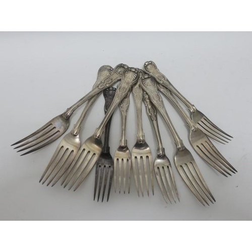 519 - A SET OF SIX SILVER SHELL PATTERN DESSERT FORKS, four silver shell pattern dessert forks London 1844... 